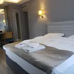 Hotel Semsan 3*