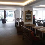 Semsan Hotel 3*