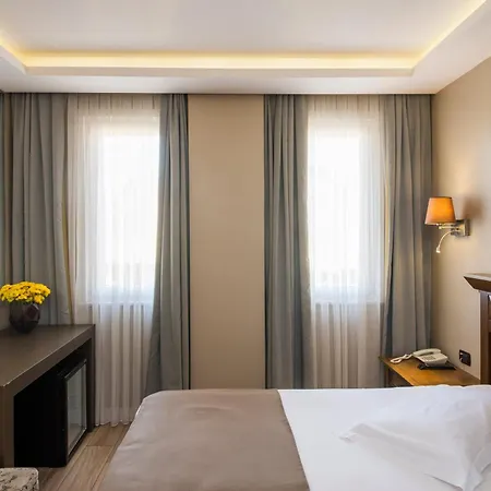 Hotel Semsan 3*